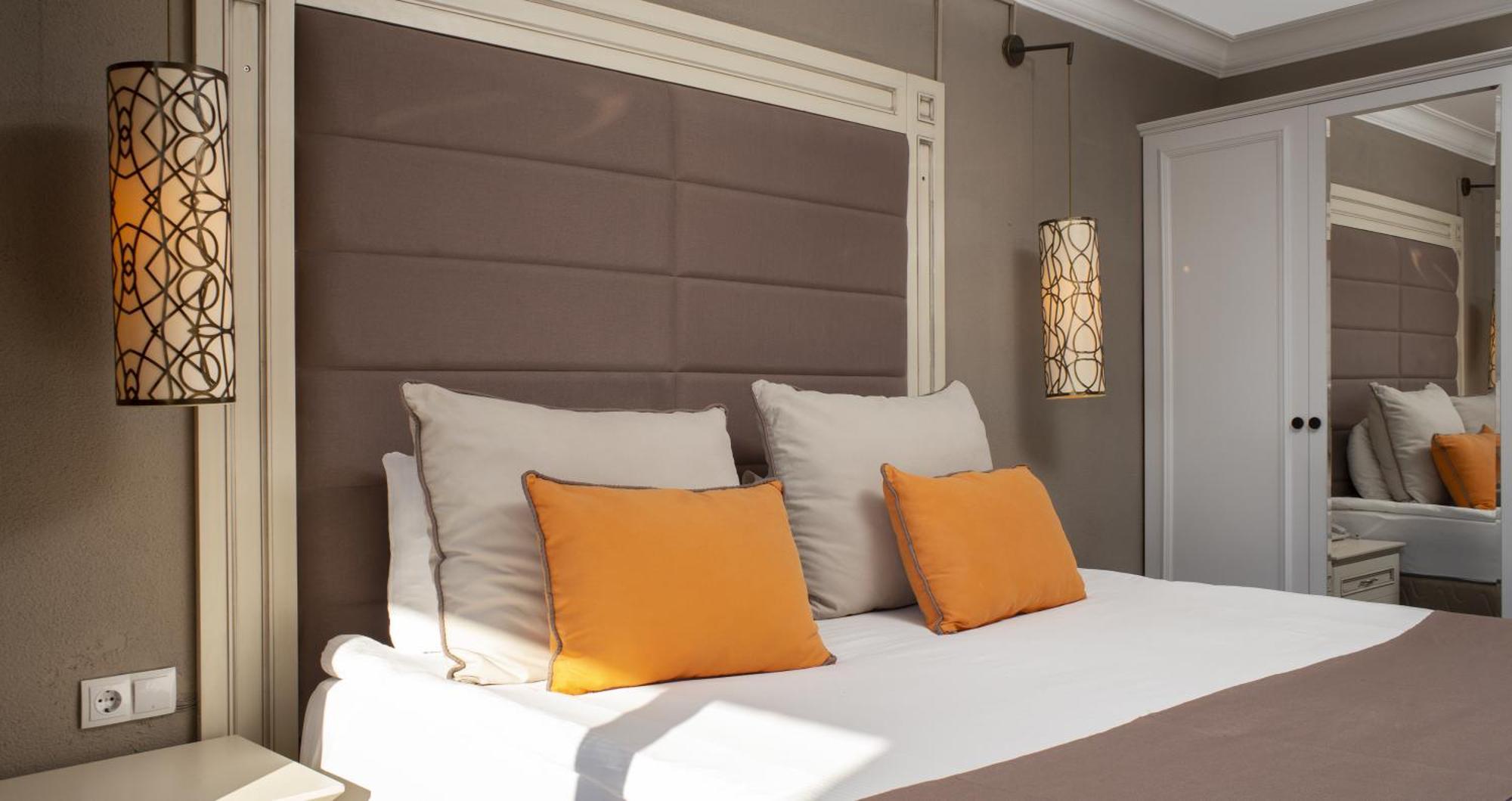 Suhan Seaport Hotel Кушадасъ Екстериор снимка