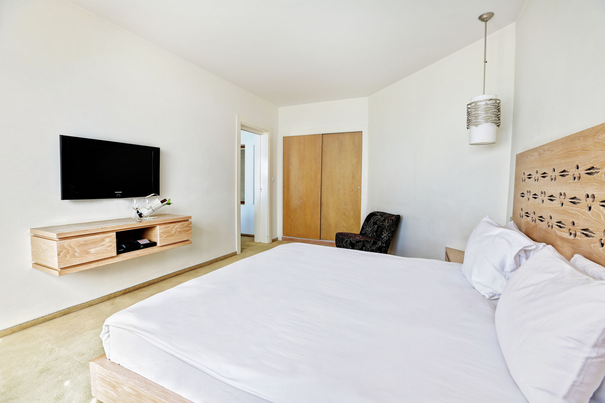 Suhan Seaport Hotel Кушадасъ Екстериор снимка